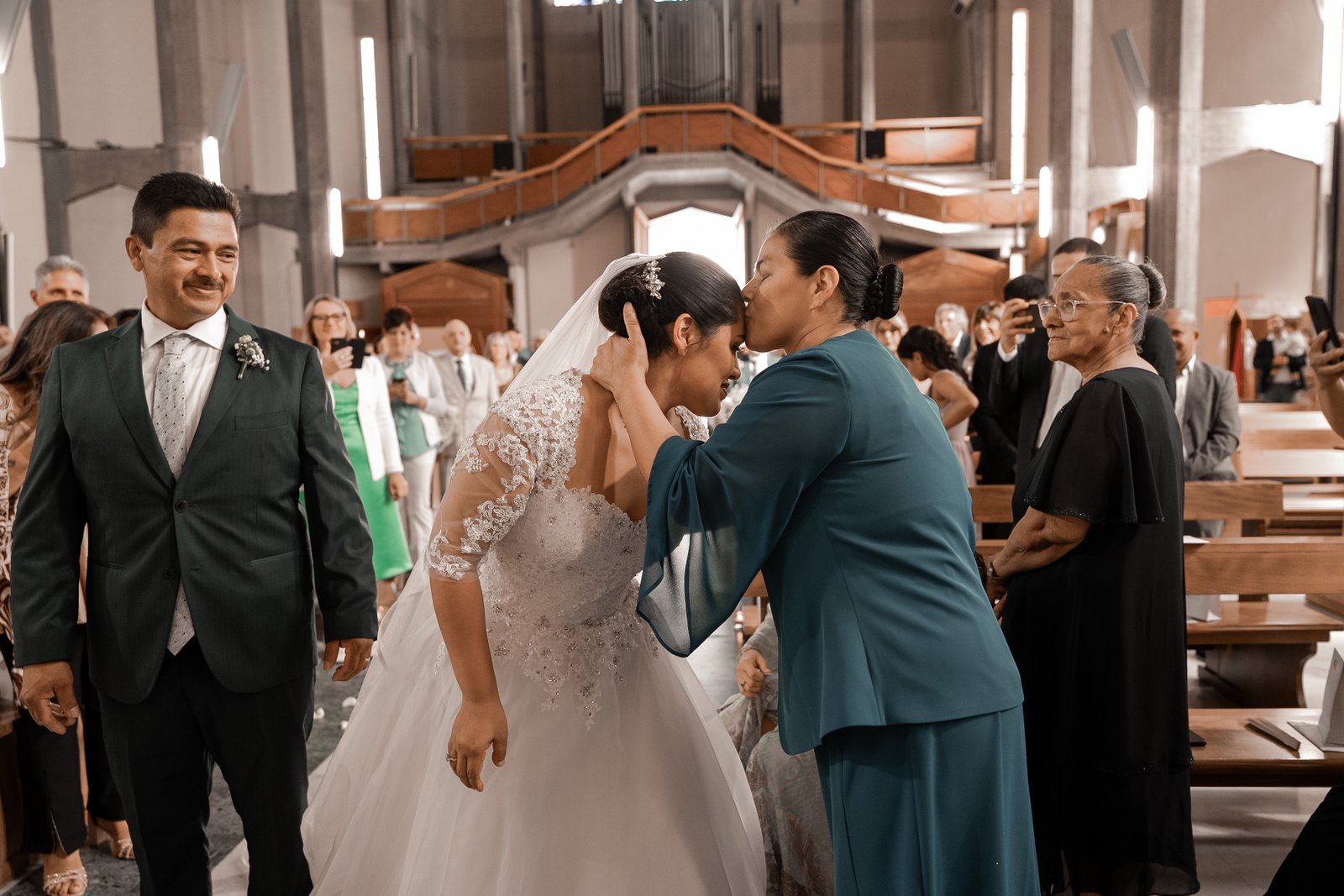 Andrea & Esmeralda - Galleria 27